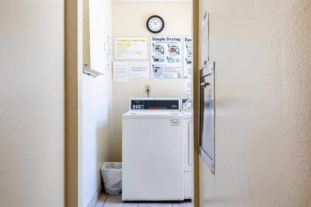 Fairfax 2br W Pool Nr Wf Tj Melrose Shopping Lax-491